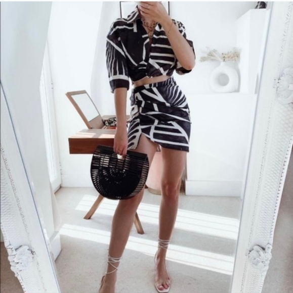 Tropical Zara 2pc Set - Picture 3 of 3